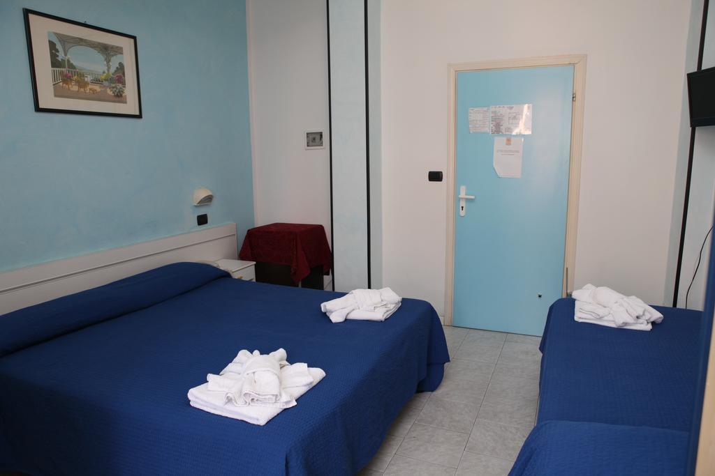 Hotel Saxon Rimini Room photo